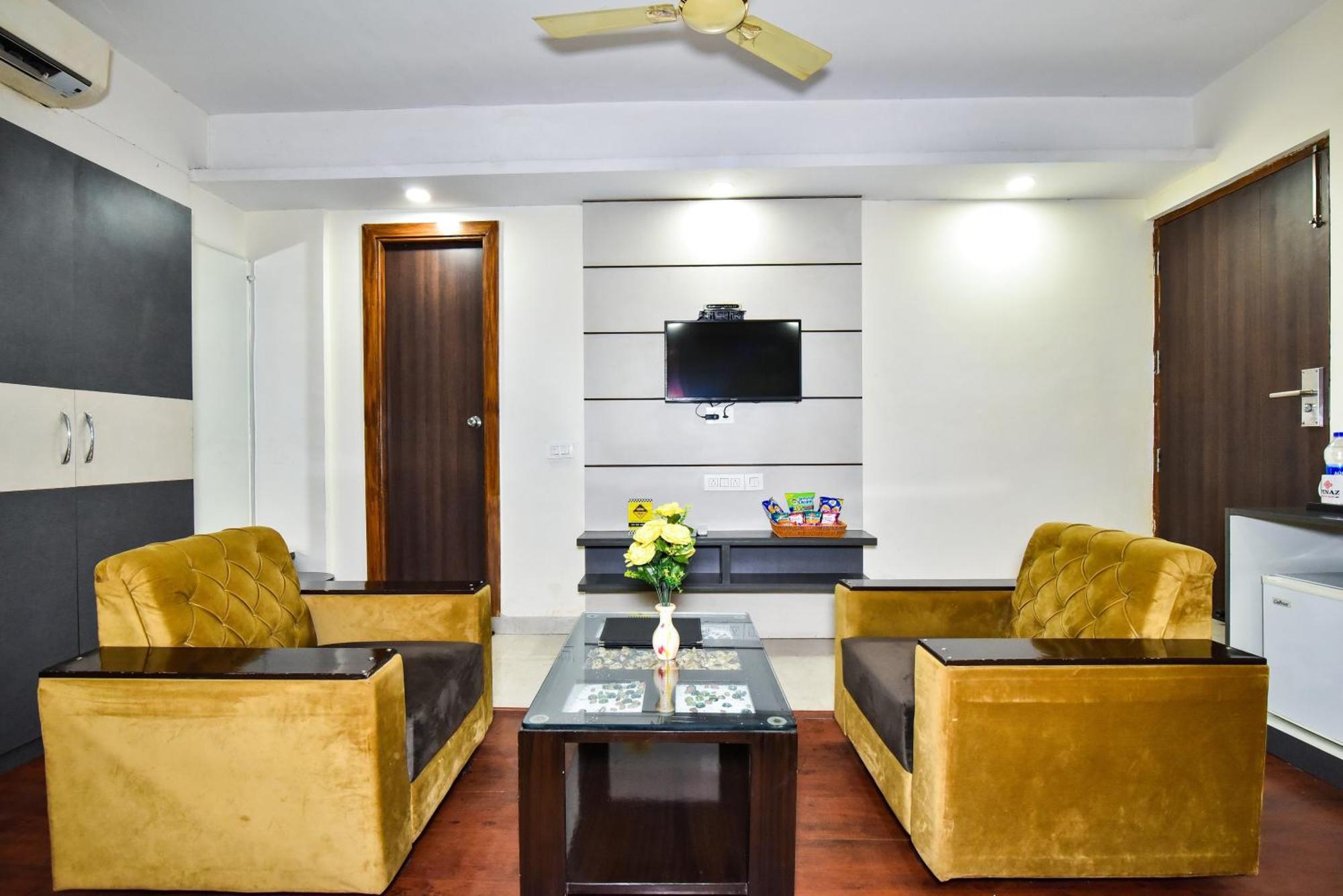 Hotel Pinaz Royale Amritsar Esterno foto