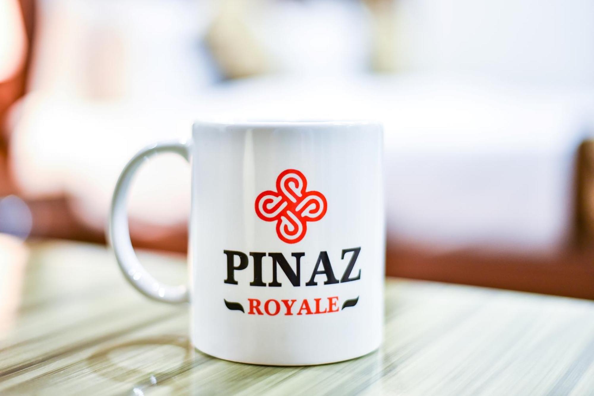 Hotel Pinaz Royale Amritsar Esterno foto