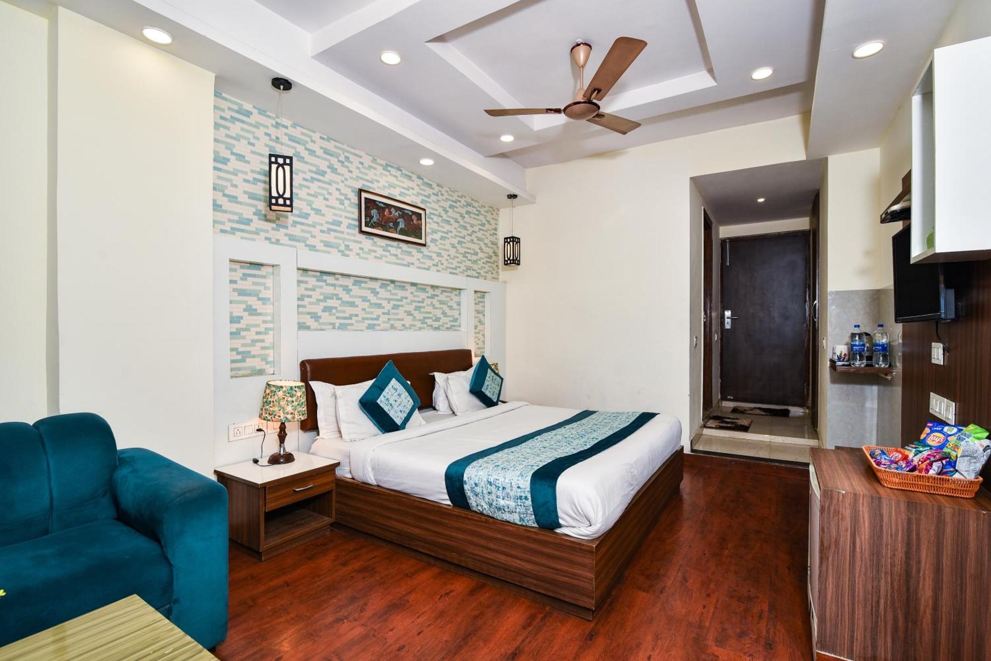 Hotel Pinaz Royale Amritsar Esterno foto