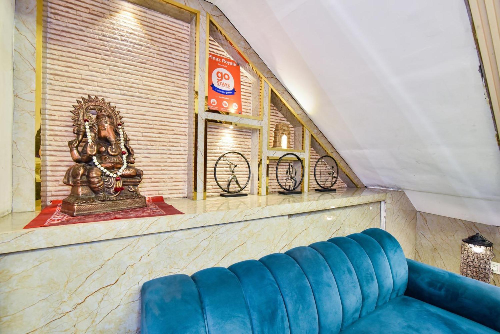 Hotel Pinaz Royale Amritsar Esterno foto