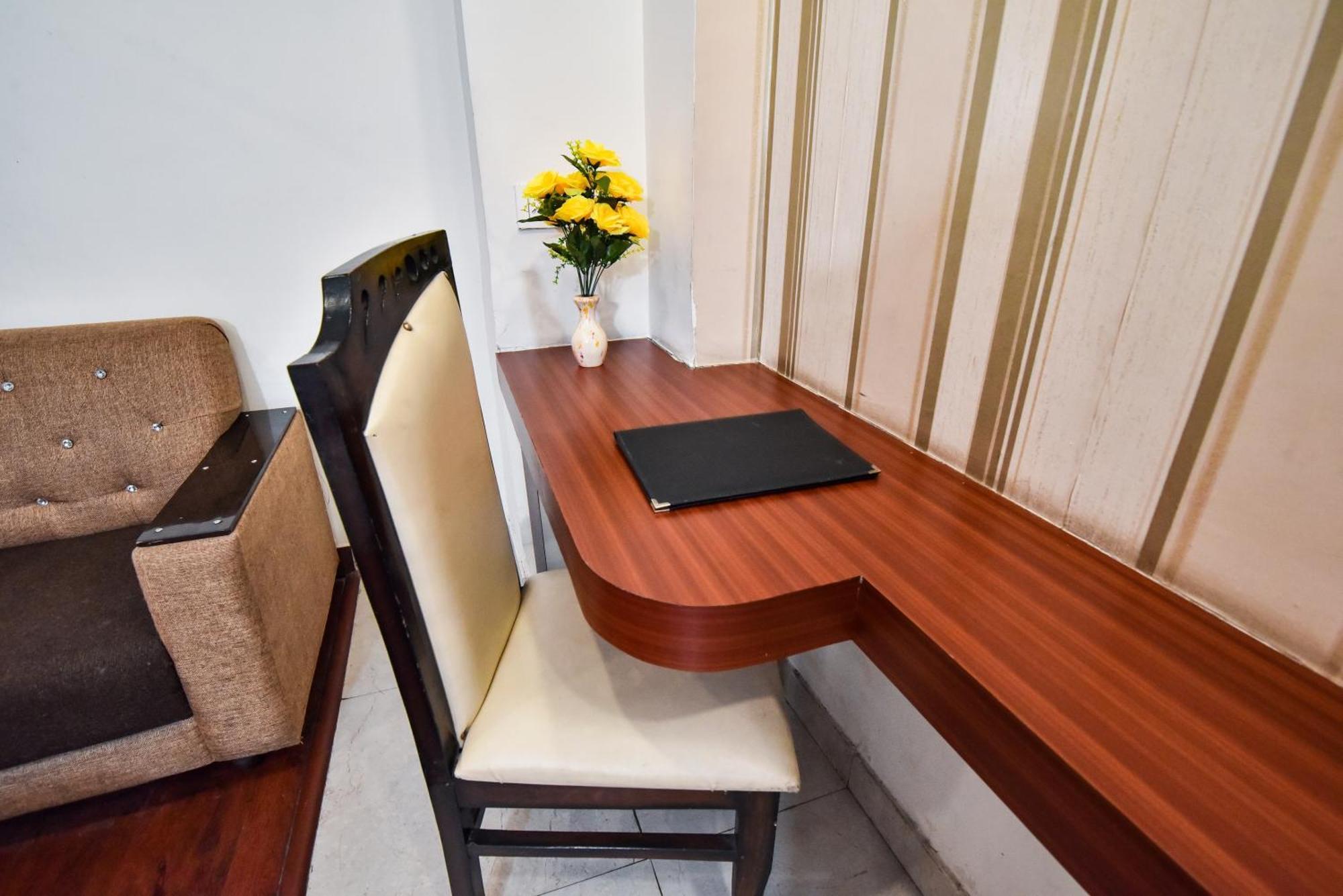 Hotel Pinaz Royale Amritsar Esterno foto