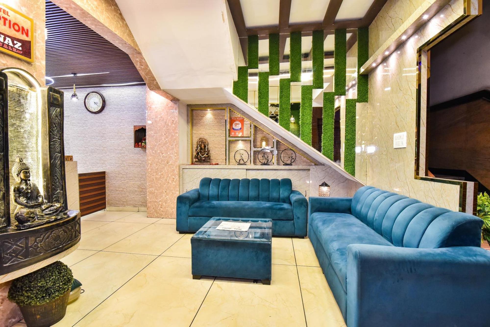 Hotel Pinaz Royale Amritsar Esterno foto